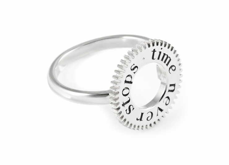 Clarice Price Thomas engraved time silver ring