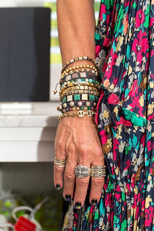Lori Hirshleifer closet